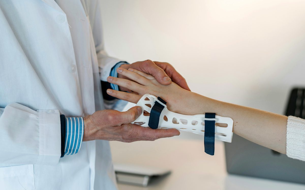 Bandırma ortopedik rehabilitasyon ve el ortezi uygulaması